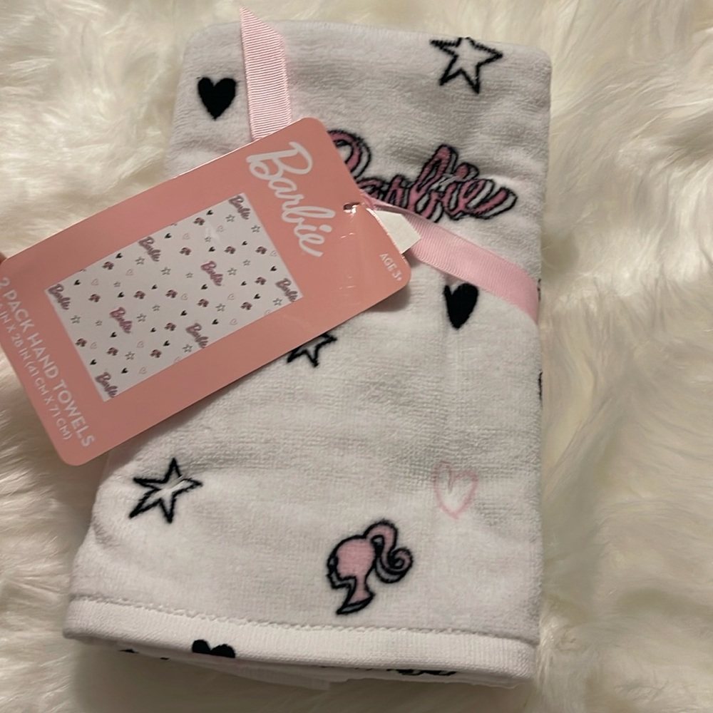 NWT Barbie Hand Towels 2 pack